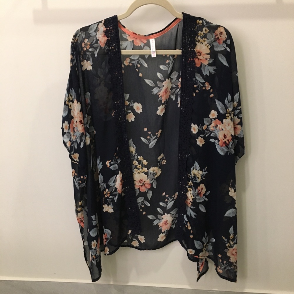 Floral kimono